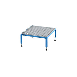 Arbeitsplattform, Höhenverstellbereich 255 - 320 mm, mit Gitterrostplatte, Plattform LxB 610 x 610 mm, lichtblau.