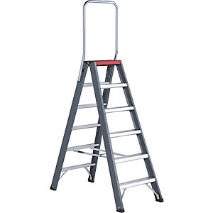Alu-Stufenstehleiter, beidseitig begehbar, 2 x 6 Stufen, Arbeitshöhe 3400 mm.