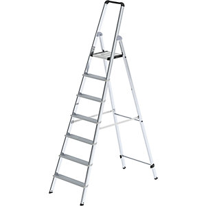 Alu-Stufenstehleiter, einseitig begehbar, mit ergonomisch geformtem Holm und Ablageschale, 7 Stufen.