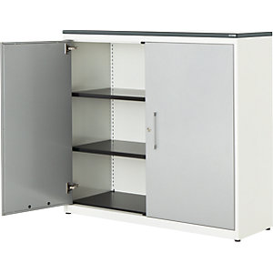 Flügeltürenschrank, HxB 1180 x 1200 mm, Kunststoffplatte, 2 Fachböden, reinweiß / weißaluminium / weiß.