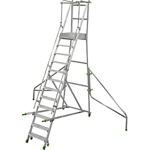 Mobile Alu-Podesttreppe, klappbar, mit gerieften Aluminiumstufen, 12 Stufen inkl. Plattform.