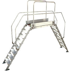 Alu-Leiternüberstieg, Gesamtbelastung 200 kg, 8 Stufen, Plattform 1200 x 530 mm.