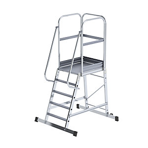 Alu-Podestleiter, einseitig begehbar, fahrbar, 5 Stufen.