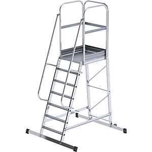 Alu-Podestleiter, einseitig begehbar, fahrbar, 7 Stufen.