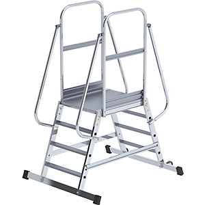 Alu-Podestleiter, beidseitig begehbar, fahrbar, 2 x 4 Stufen.